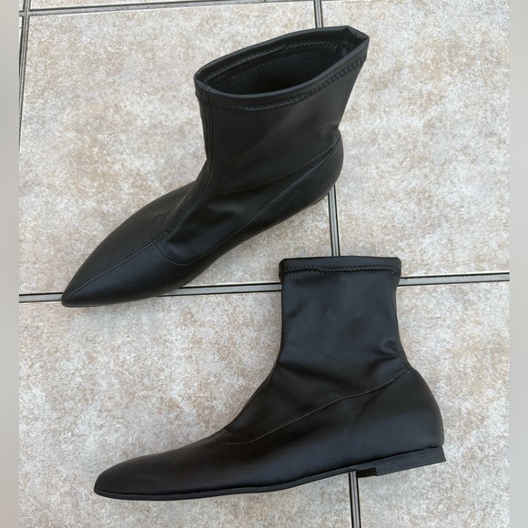 Clizia Elegant Black Women's Stretch Ankle Boots - Picture 3 of 16